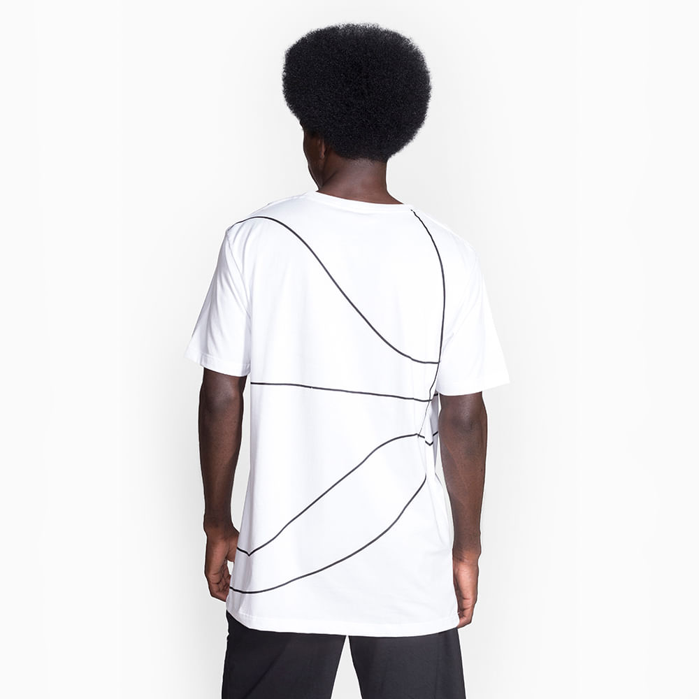 Camiseta Spalding Big Ball - Branco e Preto-1