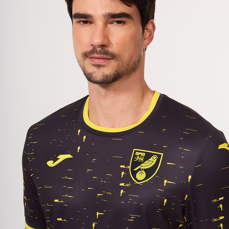 Camisa-Joma-Norwich-II-24-25-Preto-SE10601B0102-3.jpg
